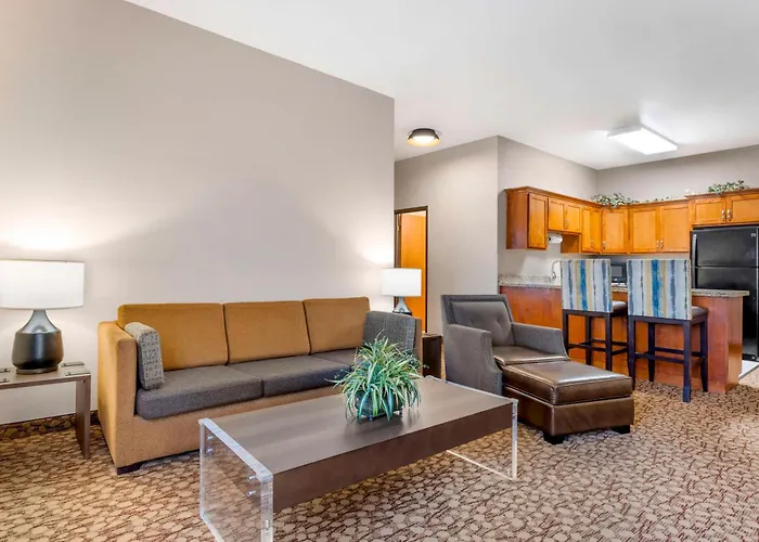 Best Western Plus Mill Creek Inn